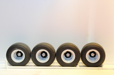 #ad 1 25 scale resin model car dirt track tires w 30 $19.99