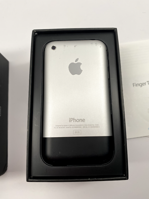 Original Apple iPhone 1st Generation 8GB Black AT&T Original Box