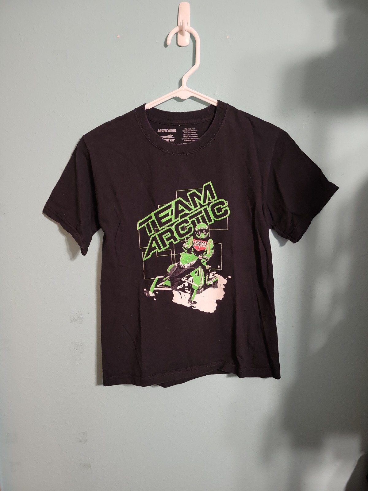 Picture 1 of 12