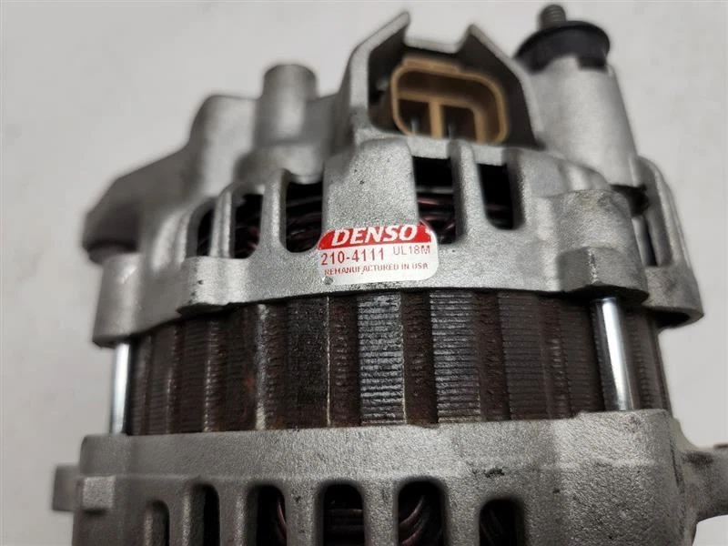 Alternador Mazda 626 2000-2002 4 cilindros OEM FS1118300B Foto 2 de 4