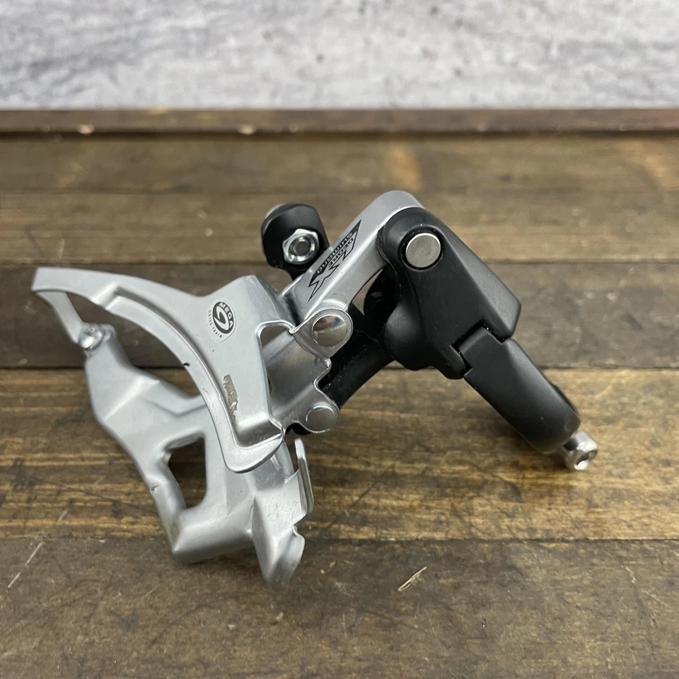 Vintage Shimano Deore LX FD-M571 Front Derailleur 31.8mm Top Swing NOS NEW 3x9 - Image 2 of 4