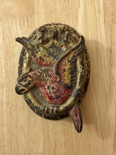 ANTIQUE VINTAGE HUBLEY FLYING PARROT MACAW CAST IRON DOOR KNOCKER