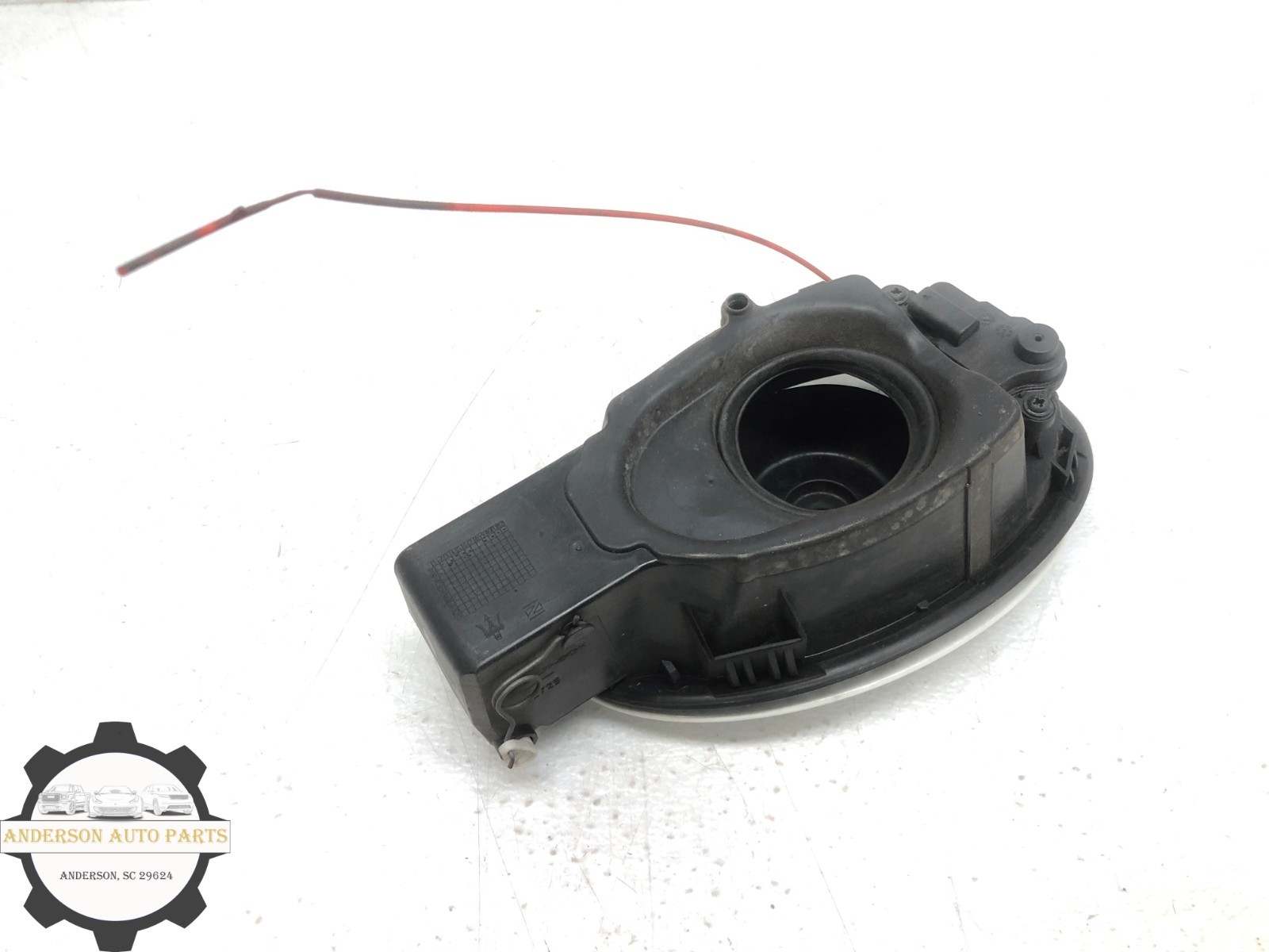 2014-2020 MASERATI QUATTROPORTE FUEL FILLER POCKET DOOR LID ASSEMBLY OEM