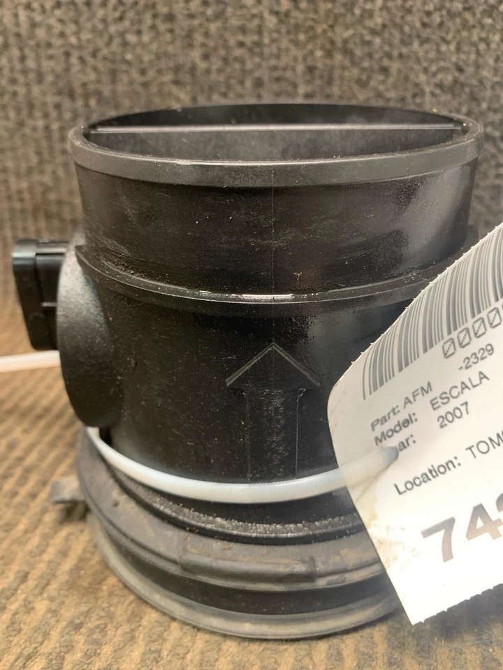 Fits 2007-2008 Cadillac Escalade Air Flow Meter OEM#:15900024 Foto 2 de 4