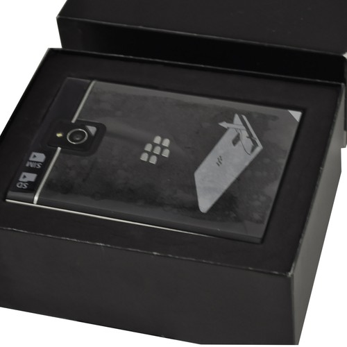 New BlackBerry Passport 32GB Black SQW100-1 QWERTZ Factory Unlocked 4G/LTE GSM - Picture 2 of 2
