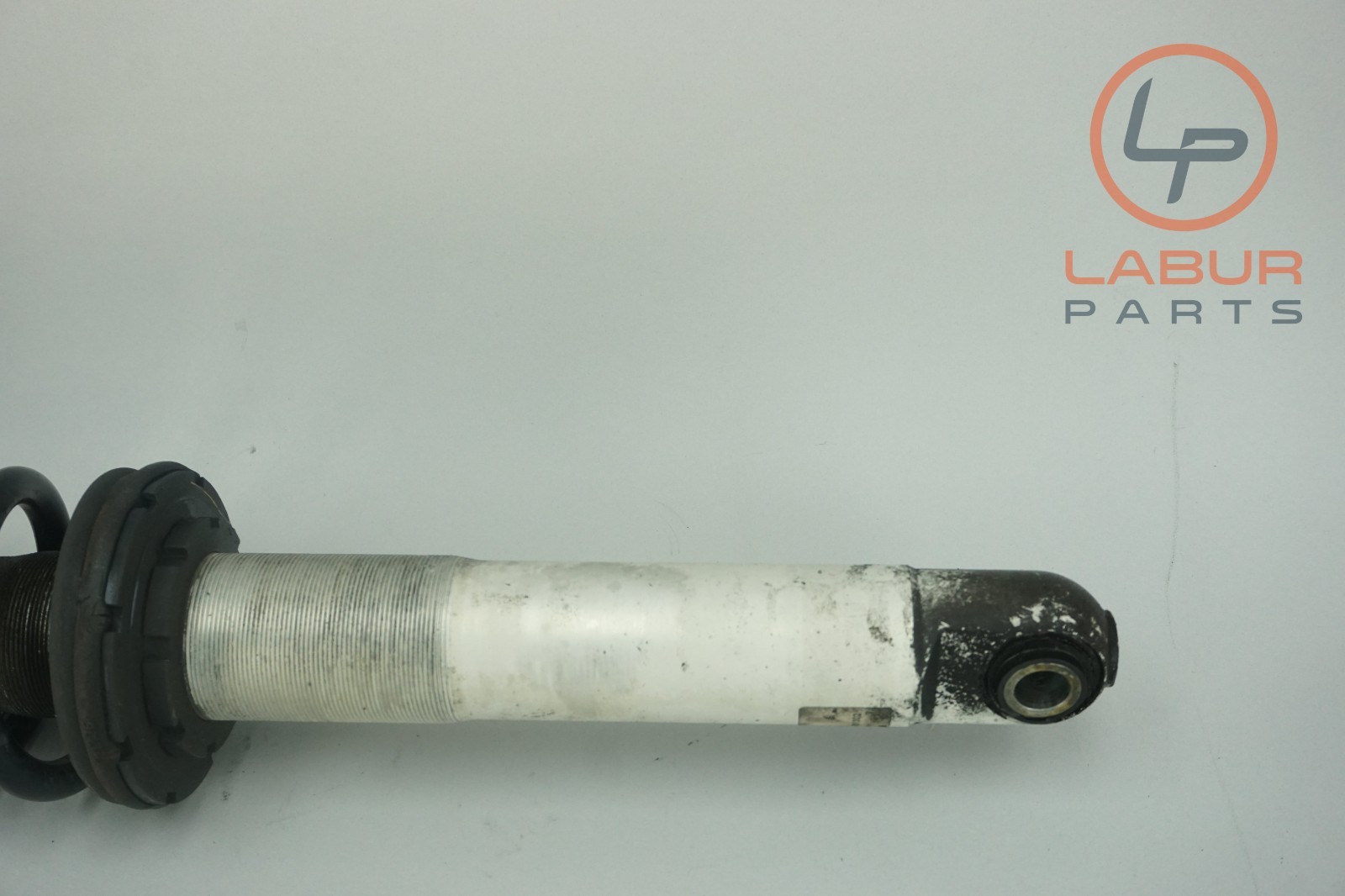 M139 03-06 Maserati Quattroporte Rear Left or Right Shock Absorber Strut Z7059