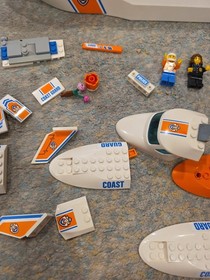 LEGO CITY: Coast Guard Patrol (60014) Incomplete, w/ Minifigures And Other Parts