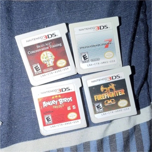 New ListingNintendo 3DS Game Lot Brain Age Concentration Training Mario Kart 7 Angry Birds