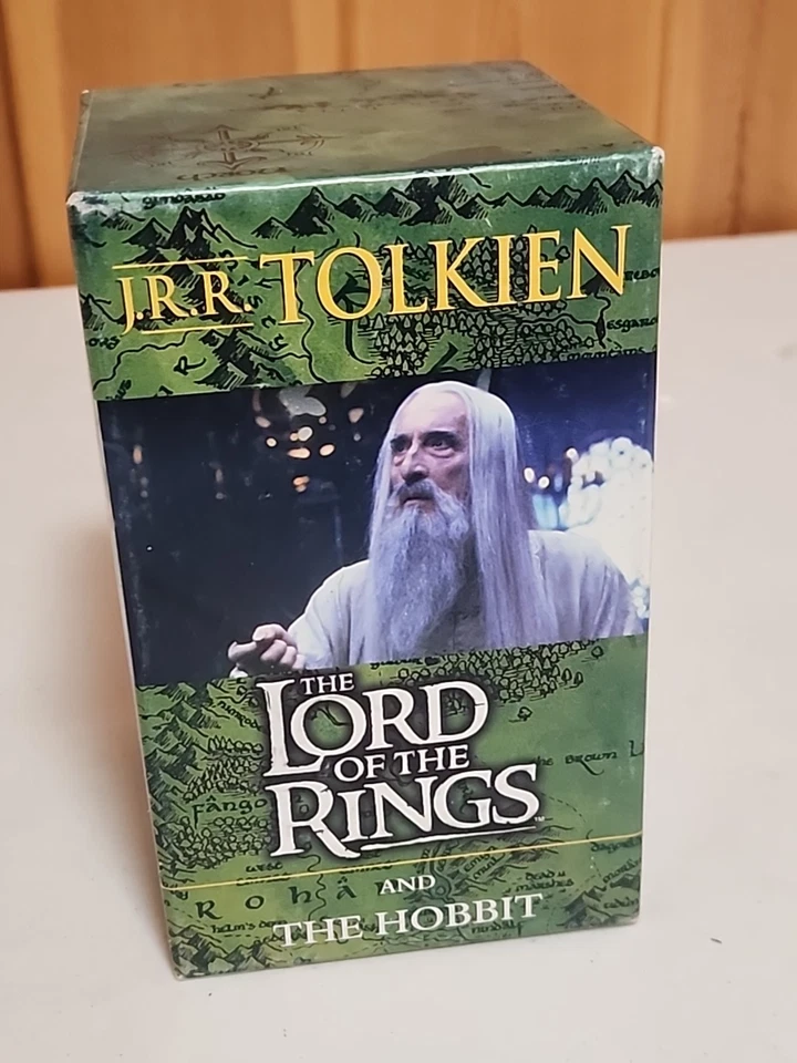 The Lord Of The Rings Fellowship Two Towers The Hobbit 4x Book Paperback Box Set Foto 3 de 4