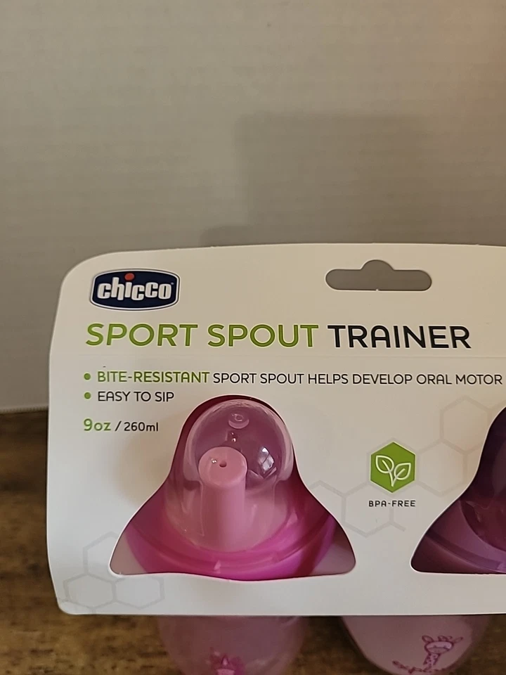 2 tazas Chicco Sport Spout Trainer rosa y púrpura 9 oz (9+ meses) Foto 4 de 4