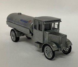 CONRAD - Tanque MAN 1920 MESSER GRIESHEIM 100 años - 1/50 - CON1035/01 - Imagen 2 de 4