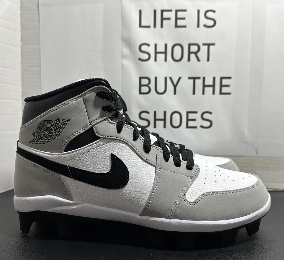 Las mejores ofertas en Jordan 1 Retro MCS Light Smoke Grey | eBay