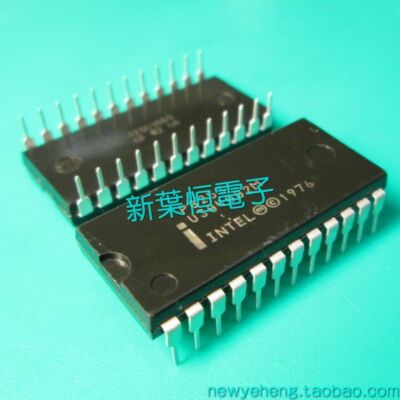 1x  P82530-6 , IC, Multi Protocol Controller, 2 Channels, NMOS, PDIP-40