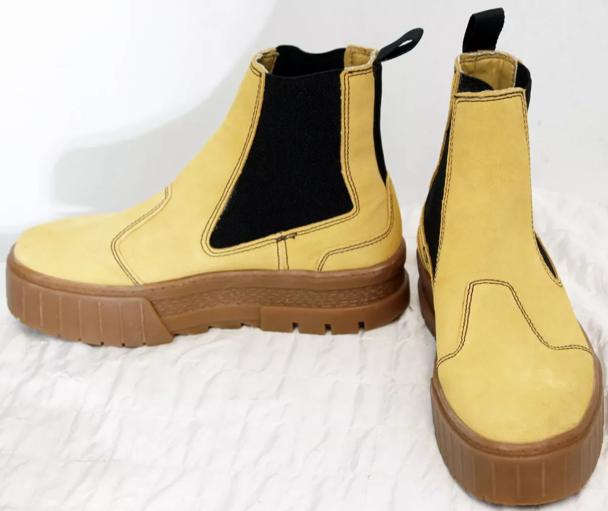 Puma Mayze Suede Khaki Platform Chelsea Boots Women s 8 Brown