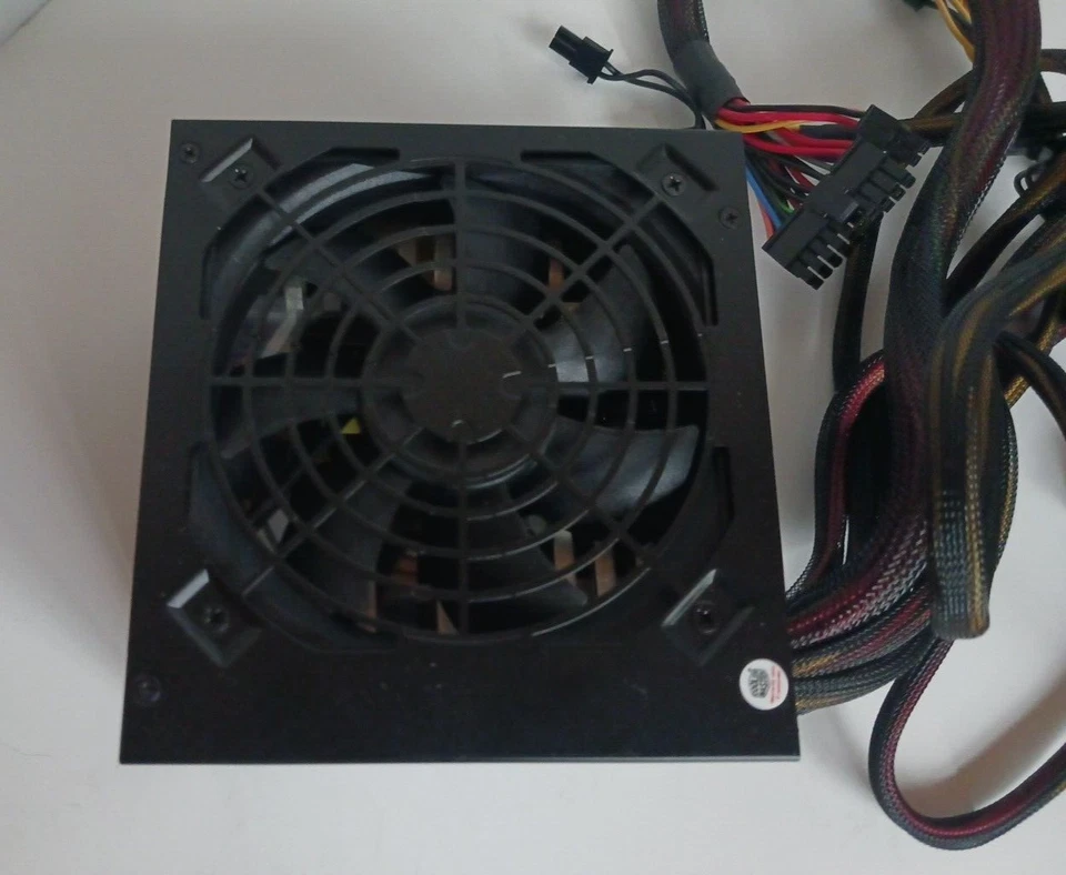 Cooler Master GX 750W 80 PLUS RS-750-ACAA-E3 ATX Desktop Power Supply PARTS ONLY - Image 2 of 4