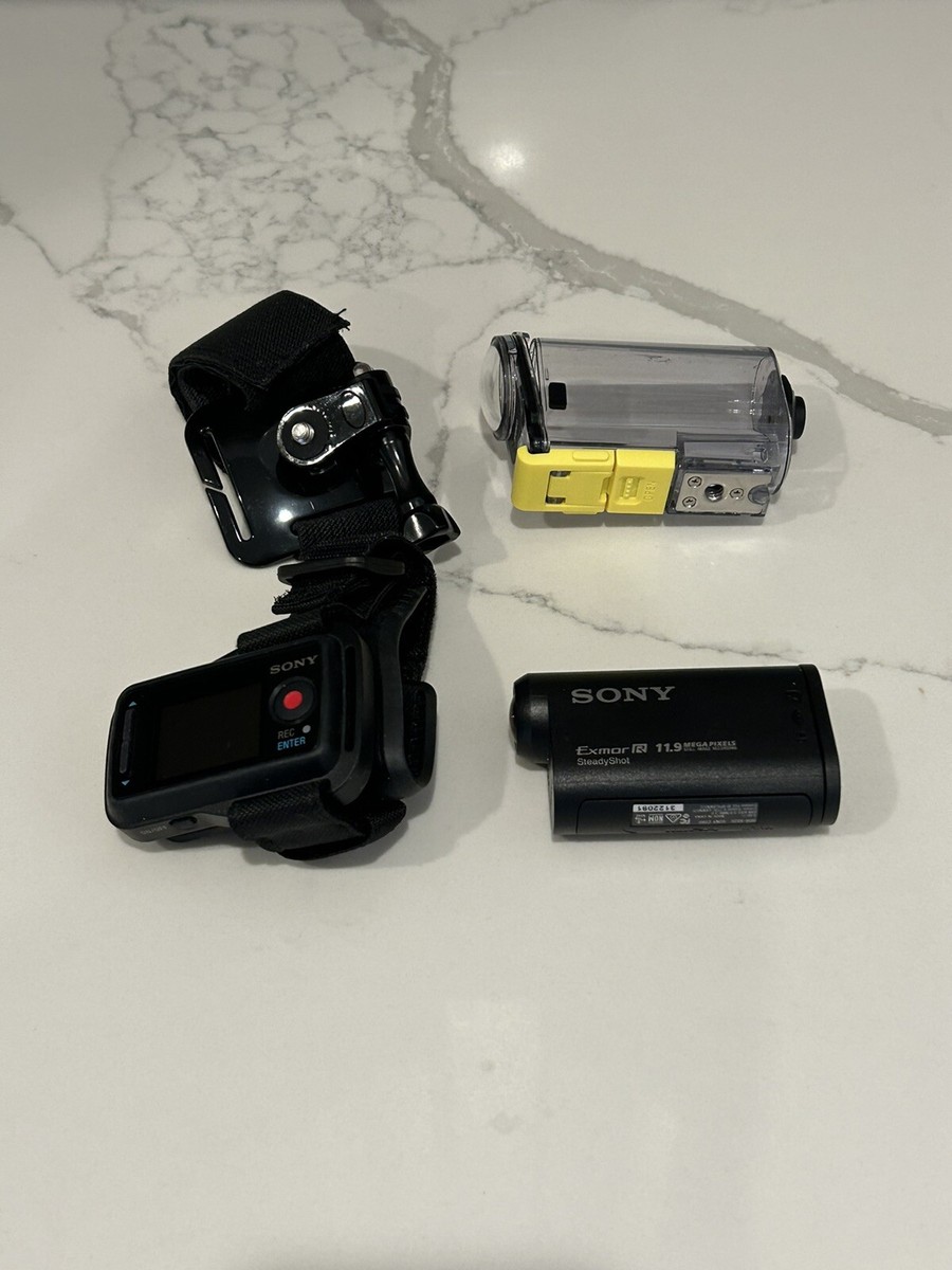 Sony Cybershot Exmor R 11.9 MP Action Camera With Live View Sony Cybershot Exmor R 11.9 MP Action Camera With Live View