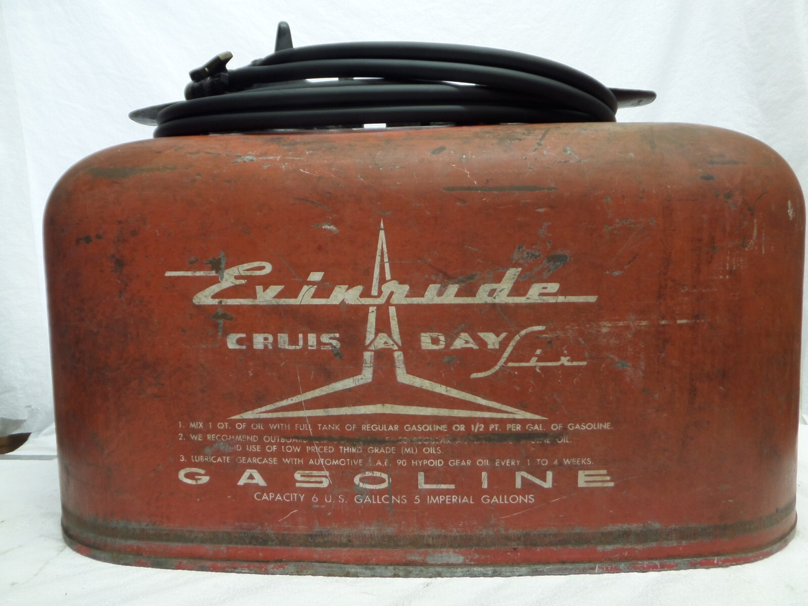 50'S EVINRUDE CRUISADAY 6 GAL 2LINE PRESSURE FUEL TANK OUTBOARD