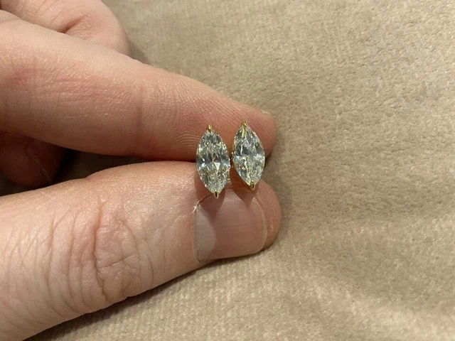 2 克拉 Marquise Lab 创造钻石单颗耳钉 14K 镀黄金 — 第 2/4 张图片