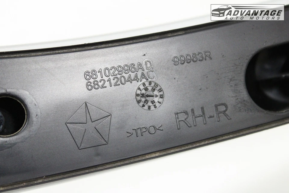 2014-2022 JEEP CHEROKEE ПРАВАЯ СТОРОНА КРЫШИ РЕЙКА БАГАЖНИК 68102996AD OEM - Изображение 4 из 4