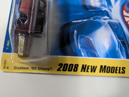 Hot Wheels Custom '62 Chevy Pickup Truck Dark Red 1:64 Scale New 2008 - Picture 4 of 6