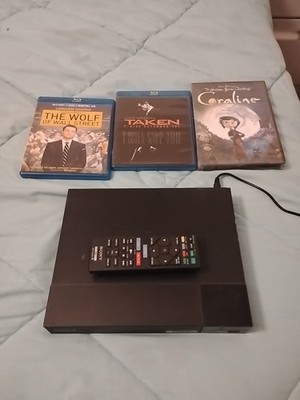 Sony BDP-S3700 Blu-ray/DVD Player w/ Remote+4 movies- Works!