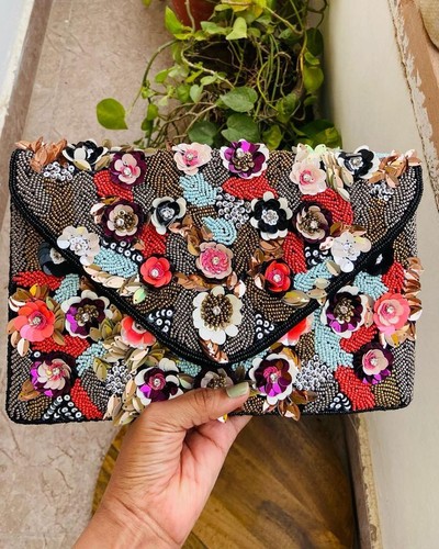 Borsa da festa tipo pochette abbellimento forma busta BOHO floreale paillettes borsa a tracolla - Foto 9 di 9