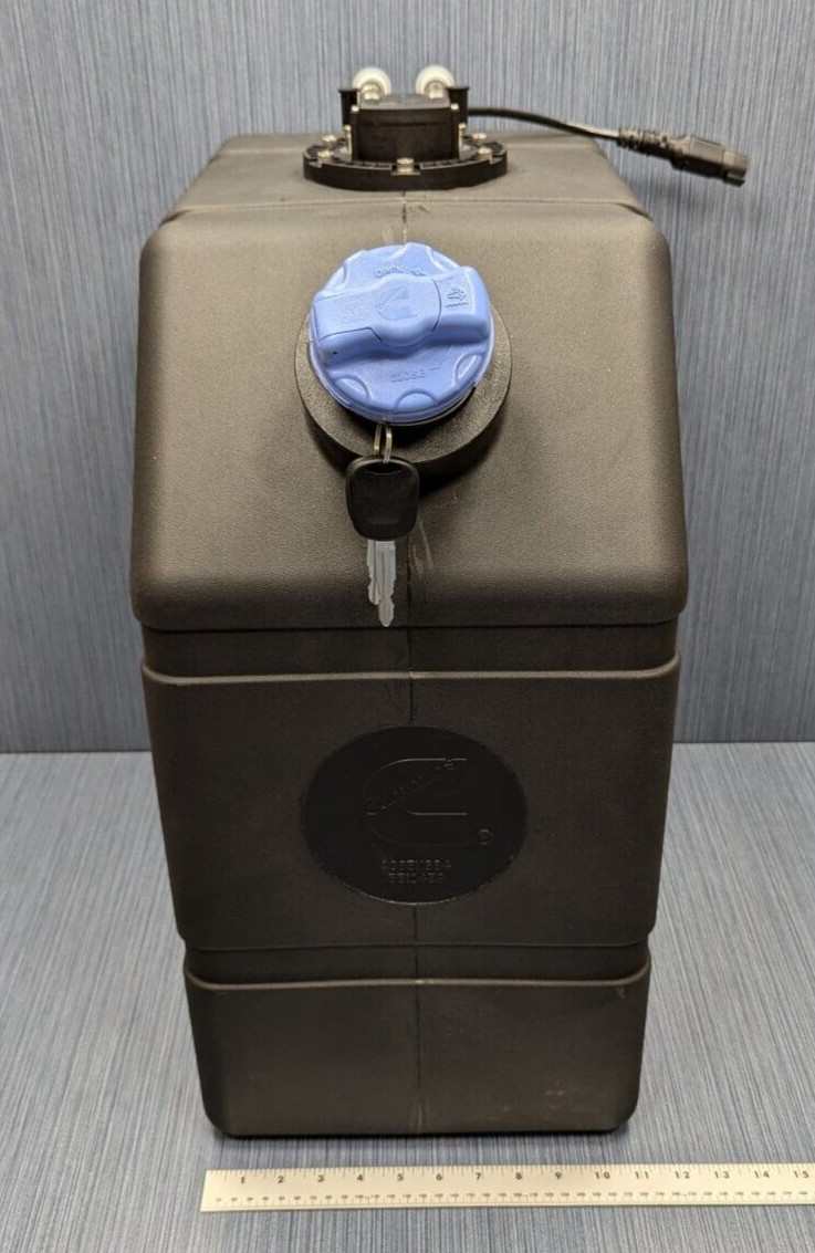 Cummins DEF 15 Gal Urea Tank A065K884 5510459 DIESEL EXH. FLUID HEADER 5513910