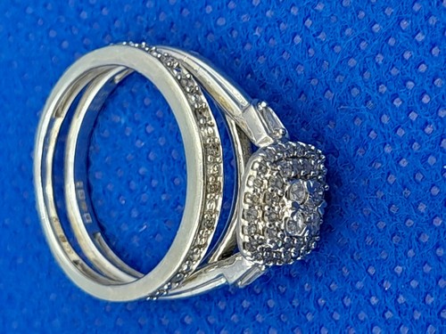 H Samuels 9 Carat White Gold Diamond 0.33 Ct Perfect Fit 2 Ring Bridal Set Sz K - Picture 10 of 16
