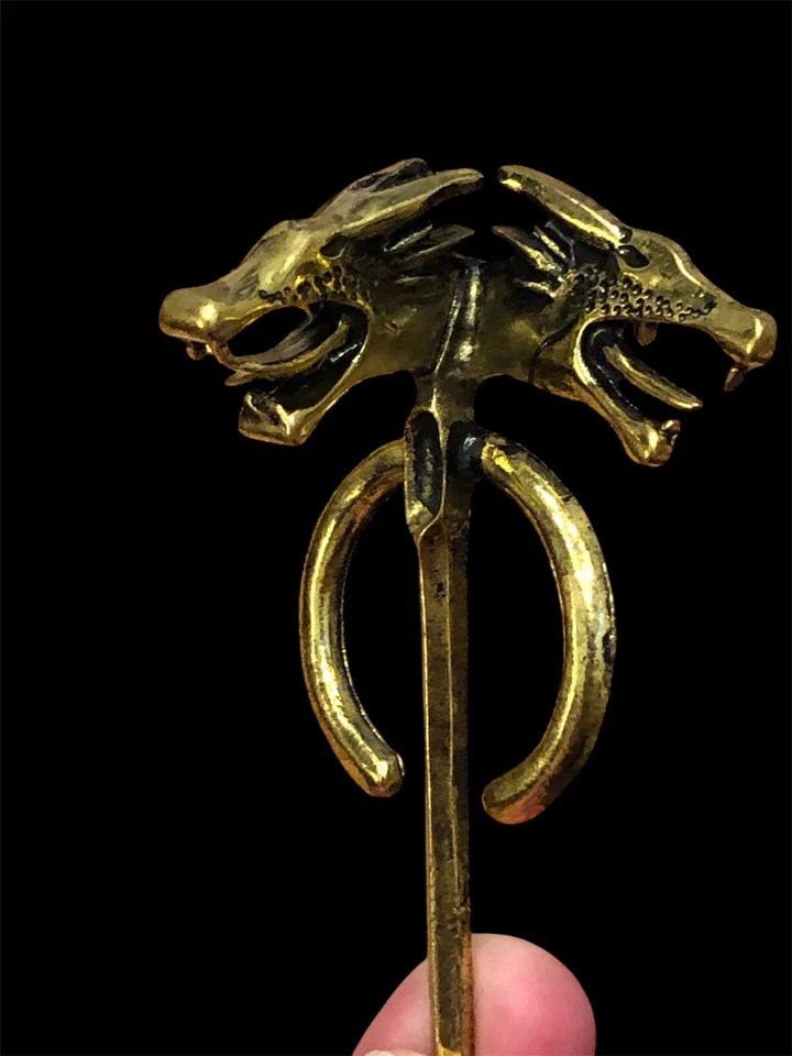 gold tone 3 Headed Wolf GOT Game Of thrones Brooch Pin - Image 2 of 4