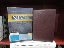 ** NIV 1984  Study Bible ** PERSONAL SIZE -Burgundy Bonded Leather - NEW!   276