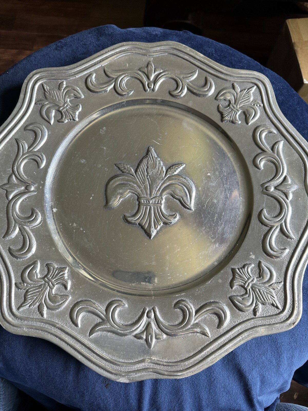 Picture 1 of 3