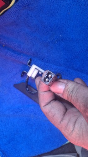 93-95 Mercedes E320 W124 Convertible Cabrio Top Roof Latch Lock 1247700126 LH - Picture 6 of 6