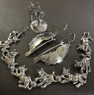 Vintage Sterling Silver Cat Bracelet Earrings And Small Cat Statue NR