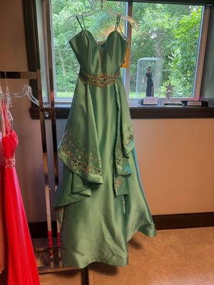 Rachel Allan Jade Green Custom Made  Unique Ball Gown Dress sz 4 NWT DEFECT