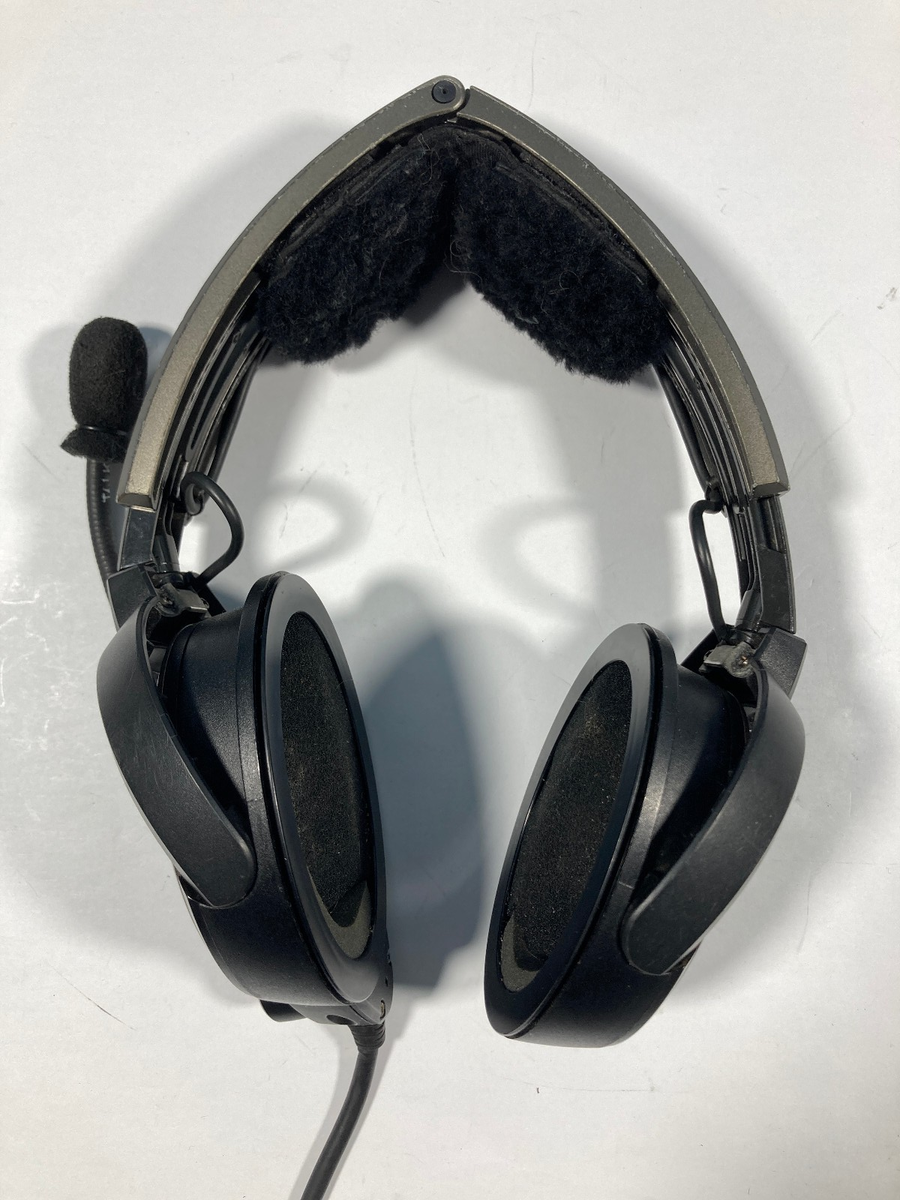 Bose A20 Aviation Headset w/Helicopter u174 Plug and Soft Case