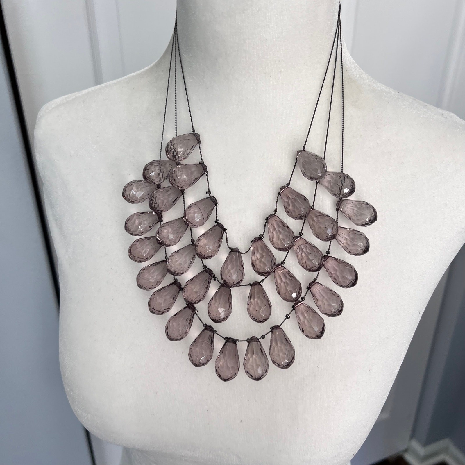 Multistrand gray faceted bead adjustable bib dram… - image 1