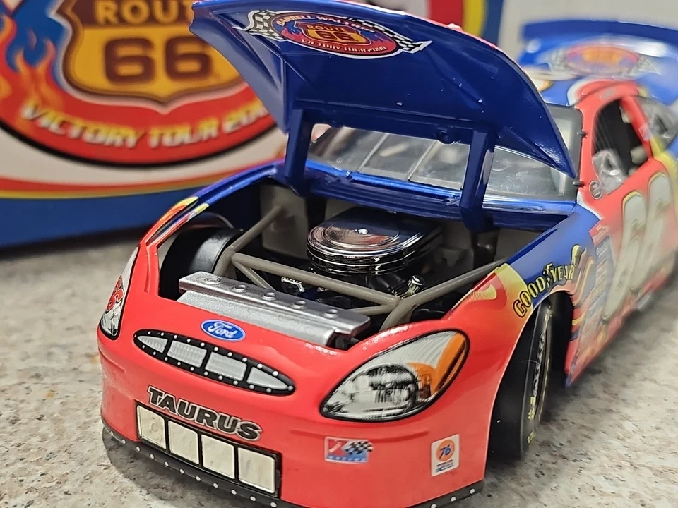 Винтажный литой инвентарь NASCAR Darrell Waltrip No66 K-Mart Victory Tour 1:24 - Изображение 2 из 4