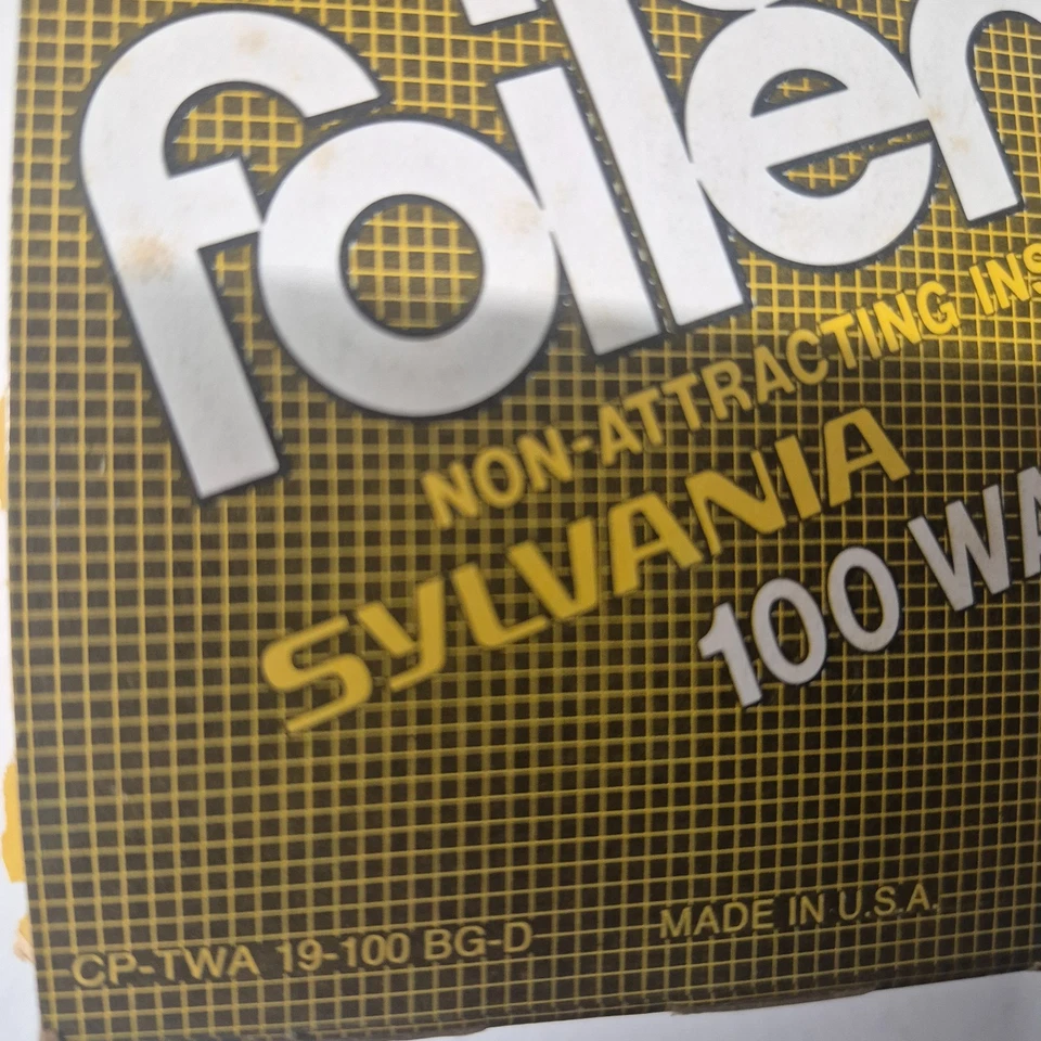 Sylvania 100 Watt Bug Light Bulbs 2 Pack NOS - Image 2 of 4