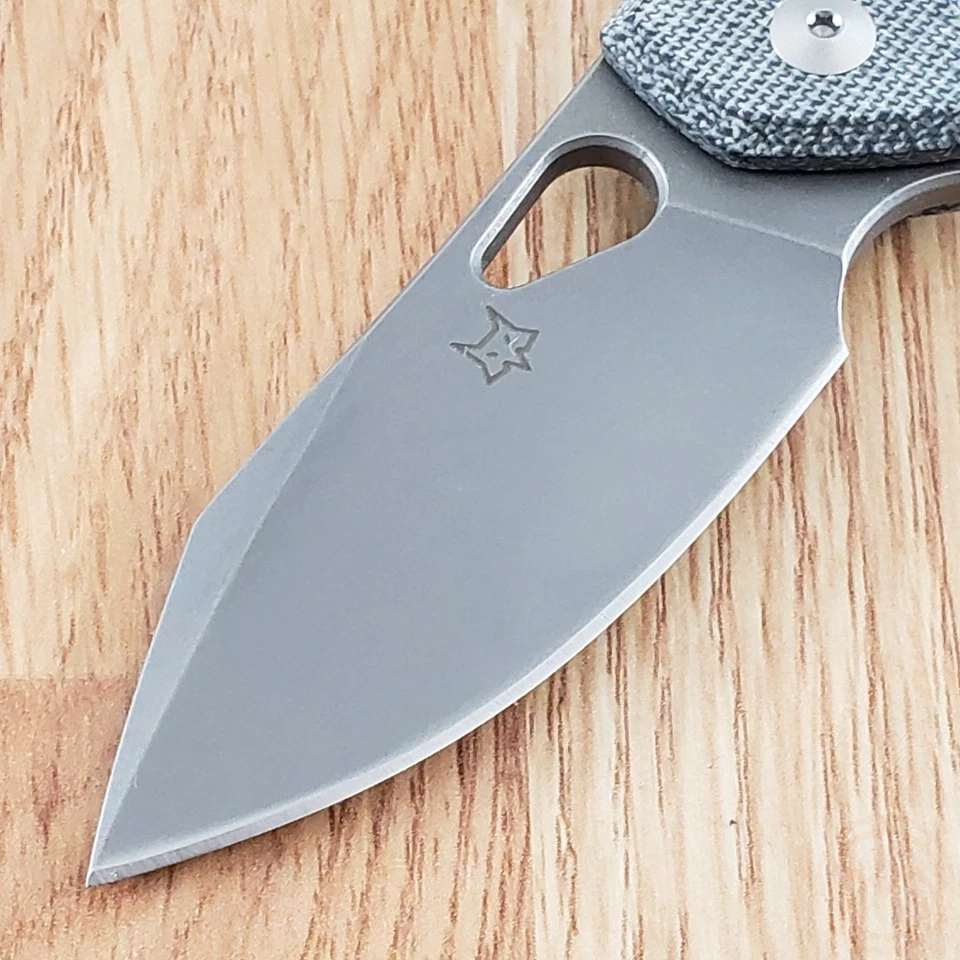 Cuchillo Plegable Fox Yaru Linerlock 3" M398 Hoja de Acero Lona Negra Mango Micarta Foto 3 de 4