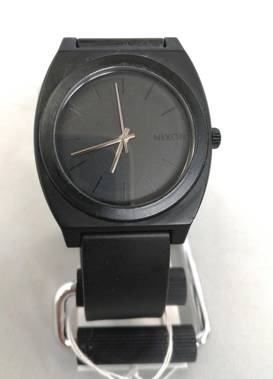 Nixon Time Teller P Stainless Steel Wristwatch for Men and Women