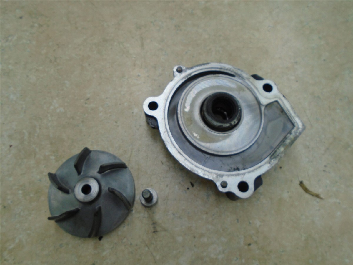 Kawasaki 600 ZX6 ZX6R NINJA Engine Water Pump & Cover 1997 KB144