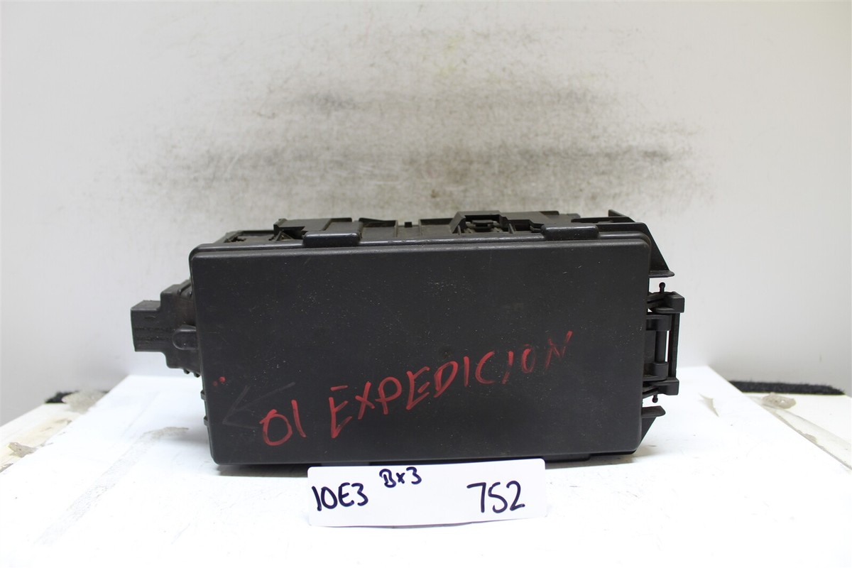 XL3414A003AC Ford F-150 Expedition 00-03 Fuse Box Relay Unit