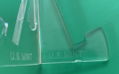 1984 Vietnam Veterans National bronze medal in Sealed Packaging w/ US Mint Stand - Picture 3 of 8