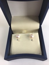 14k white gold Akoya Pearl and Diamond Earring