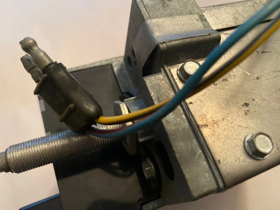 1971 1972 Ford Galaxie XL LTD vagão rádio AM painel botão de pressão - Imagem 4 de 4