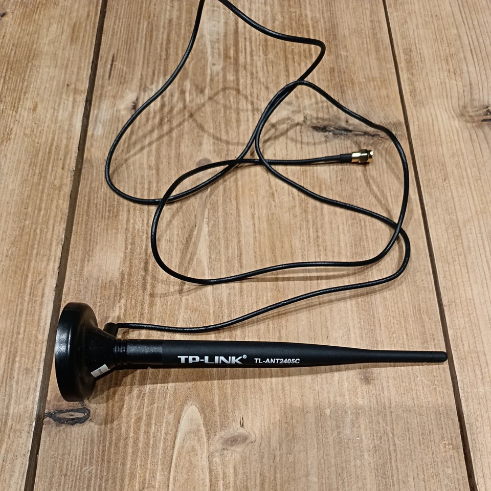 TP-Link 5dBi 2.4GHz Indoor Desktop Antenna TL-ANT2405C Rare Collectable - Image 2 of 3