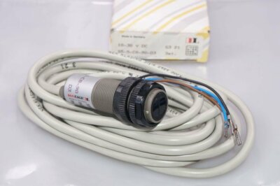 DATASENSOR Reflexionslichtschranke Typ S5-5-C8-90-D3 10-30VDC SN....3m NEU