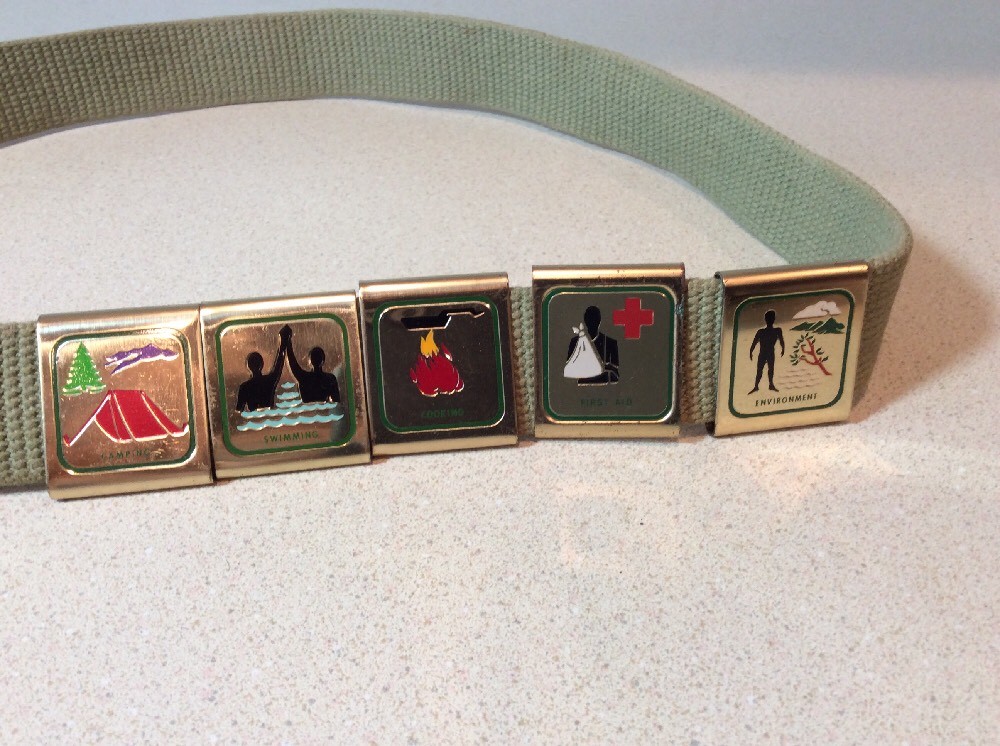 Vintage Cub Boy Scout BSA Belt with Loops Clip Holder First Aid