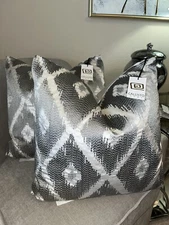 2-CALLISTO HOME LIXURY EMBROIDERED VELVET DECORATIVE PILLOWS