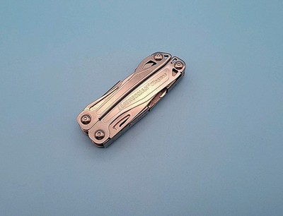 Leatherman Wingman Multi-Tool - Knife, Pliers, File, Screwdrivers, Scissors